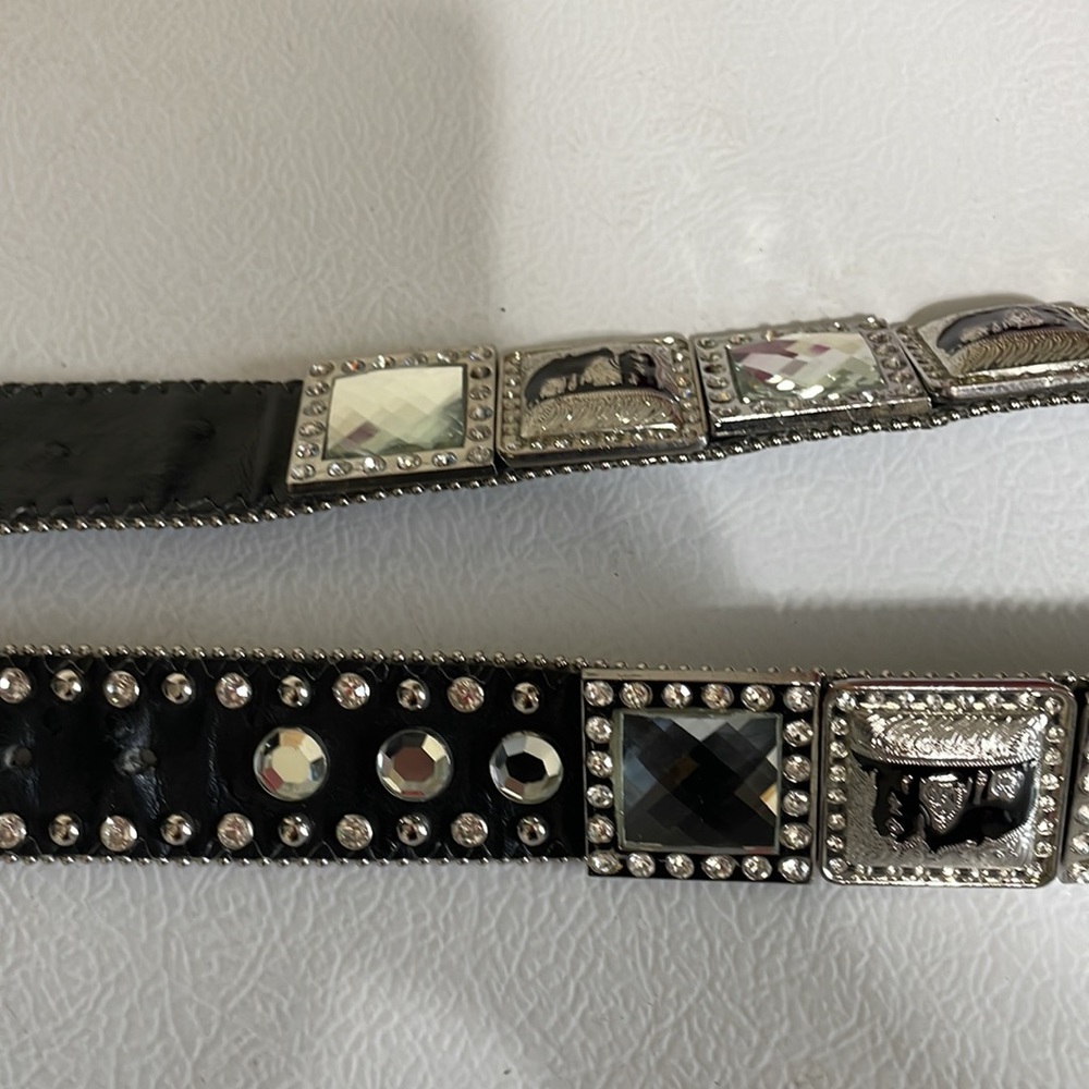 Atlas Women’s Embellished Western Belt. Very Good Condition. 44 Inches. - Picture 14 of 15